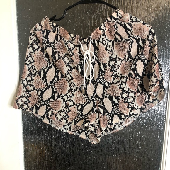 Snake Print Set - Picture 3 of 3